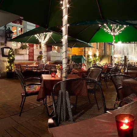 Und Restaurant Der Dane Hotell 3*